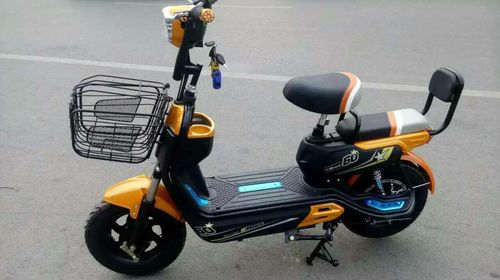 離譜 阜陽一女子電動車鑰匙丟失,被保安索要一條煙