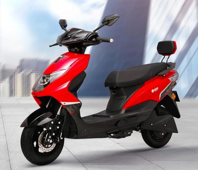 這2款電動車造型大氣,載150斤能跑80公里山路,一車多用